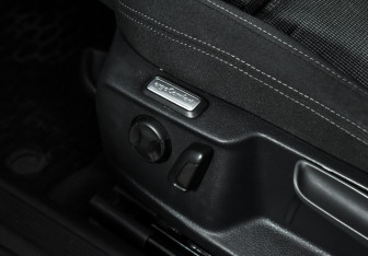 Подержанный автомобиль Volkswagen Passat Sedan 2015 года (11 фото)