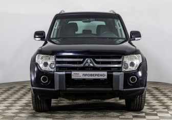 Подержанный автомобиль Mitsubishi Pajero 2006 года (2 фото)