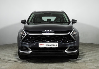 Подержанный автомобиль Kia Sportage 2023 года (2 фото)