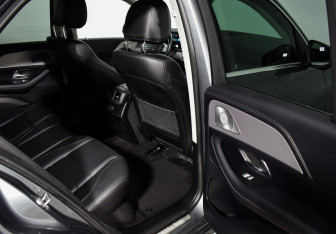 Подержанный автомобиль Mercedes-Benz GLE 2019 года (13 фото)