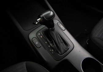 Подержанный автомобиль Kia Cerato Sedan 2013 года (14 фото)