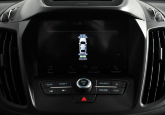 Подержанный автомобиль Ford Kuga 2016 года (18 фото)