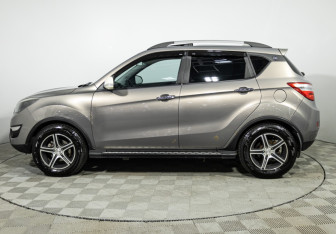 Подержанный автомобиль Changan CS35 2014 года (8 фото)