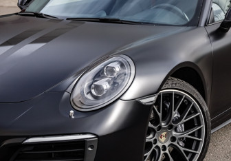 Подержанный автомобиль Porsche 911 Coupe 2016 года (3 фото)