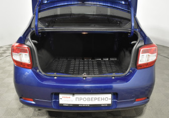 Подержанный автомобиль Renault Logan Sedan 2018 года (19 фото)