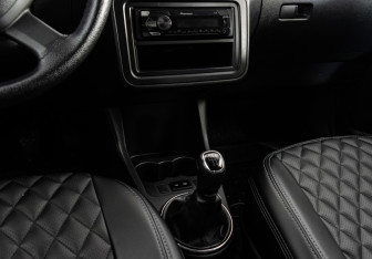 Подержанный автомобиль Skoda Fabia Hatchback 2013 года (12 фото)