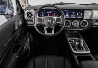 Подержанный автомобиль Tank 300 2023 года (11 фото)