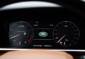 Подержанный автомобиль Land Rover Range Rover Sport 2013 года (16 фото)