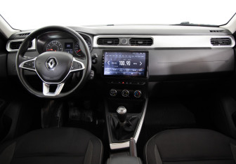 Подержанный автомобиль Renault Arkana 2020 года (9 фото)