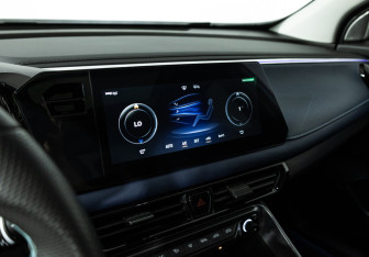 Подержанный автомобиль GAC GS3 2024 года (18 фото)