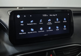 Подержанный автомобиль Hyundai Santa Fe 2020 года (17 фото)