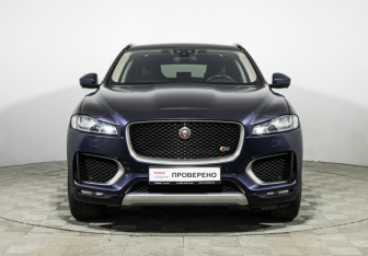 Подержанный автомобиль Jaguar F-Pace 2016 года (2 фото)