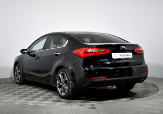 Подержанный автомобиль Kia Cerato Sedan 2014 года (7 фото)