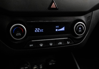 Подержанный автомобиль Hyundai Creta 2018 года (17 фото)