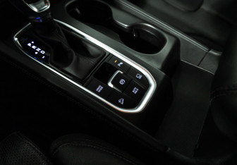 Подержанный автомобиль Hyundai Santa Fe 2019 года (21 фото)