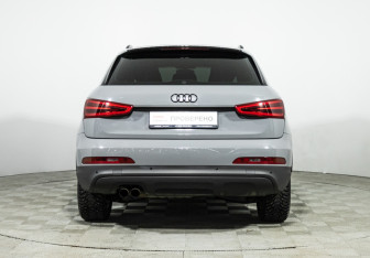 Подержанный автомобиль Audi Q3 2012 года (6 фото)