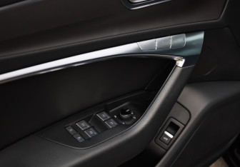 Подержанный автомобиль Audi A6 Sedan 2020 года (13 фото)