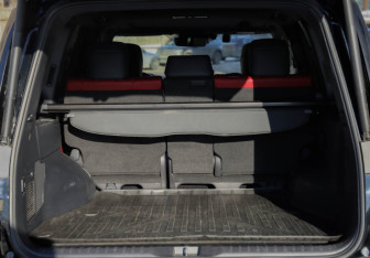 Подержанный автомобиль Toyota Land Cruiser Suv 2021 года (38 фото)