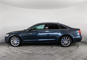 Подержанный автомобиль Audi A6 Sedan 2011 года (8 фото)