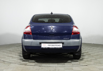 Подержанный автомобиль Renault Megane Sedan 2006 года (6 фото)