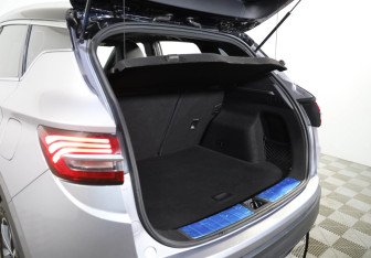 Подержанный автомобиль Geely Coolray 2021 года (23 фото)