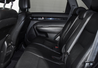 Подержанный автомобиль Kia Sorento 2018 года (12 фото)