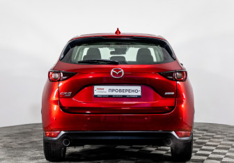 Подержанный автомобиль Mazda CX-5 2018 года (6 фото)