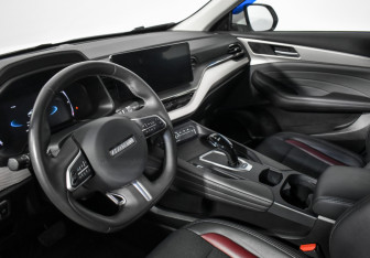 Подержанный автомобиль Haval F7 2023 года (9 фото)