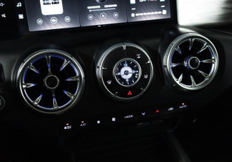 Подержанный автомобиль Tank 300 2024 года (21 фото)