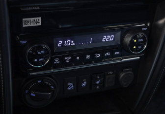 Подержанный автомобиль Toyota Fortuner 2021 года (21 фото)
