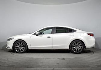 Подержанный автомобиль Mazda 6 Sedan 2020 года (8 фото)