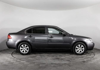 Подержанный автомобиль Kia Magentis 2007 года (4 фото)