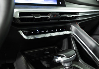 Подержанный автомобиль Changan CS35PLUS 2024 года (18 фото)