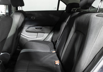 Подержанный автомобиль Chevrolet Aveo Sedan 2014 года (10 фото)