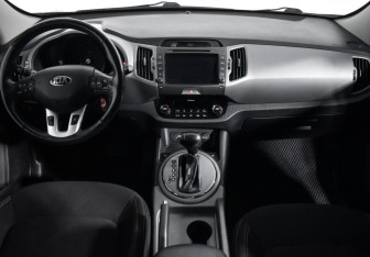 Подержанный автомобиль Kia Sportage 2015 года (15 фото)