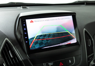 Подержанный автомобиль Hyundai ix35 2014 года (15 фото)