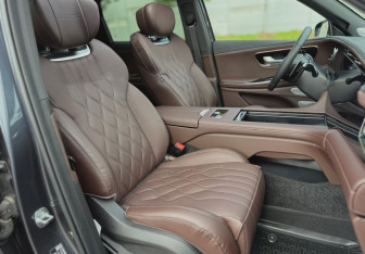 Подержанный автомобиль Exeed VX 2023 года (12 фото)