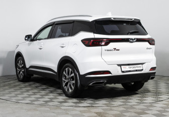 Подержанный автомобиль Chery Tiggo 7 Pro 2022 года (7 фото)