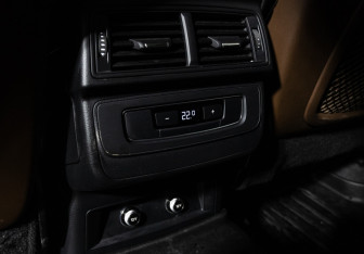 Подержанный автомобиль Audi Q7 2019 года (20 фото)