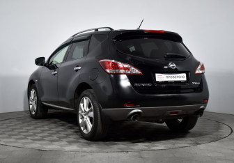 Подержанный автомобиль Nissan Murano Suv 2015 года (7 фото)