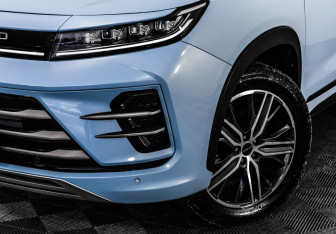 Подержанный автомобиль Exeed LX 2023 года (2 фото)