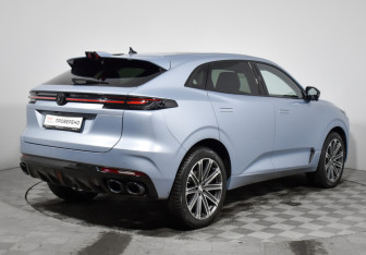 Подержанный автомобиль Changan UNI-K 2023 года (5 фото)