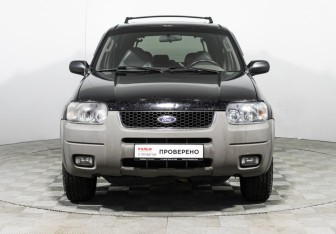 Подержанный автомобиль Ford Escape 2000 года (2 фото)
