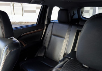 Подержанный автомобиль Toyota Highlander 2014 года (28 фото)