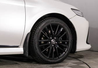 Подержанный автомобиль Toyota Camry Sedan 2021 года (34 фото)
