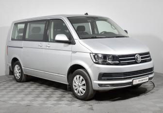 Подержанный автомобиль Volkswagen Caravelle 2018 года (3 фото)