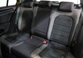 Подержанный автомобиль Volkswagen Golf Hatchback 2017 года (22 фото)