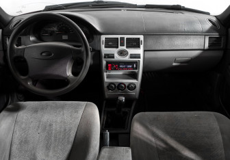Подержанный автомобиль LADA (ВАЗ) Priora Sedan 2007 года (14 фото)