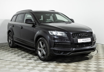 Подержанный автомобиль Audi Q7 2014 года (3 фото)