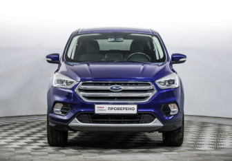 Подержанный автомобиль Ford Kuga 2017 года (2 фото)